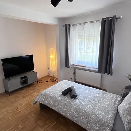 Apartmenthaus Somborn דירה *